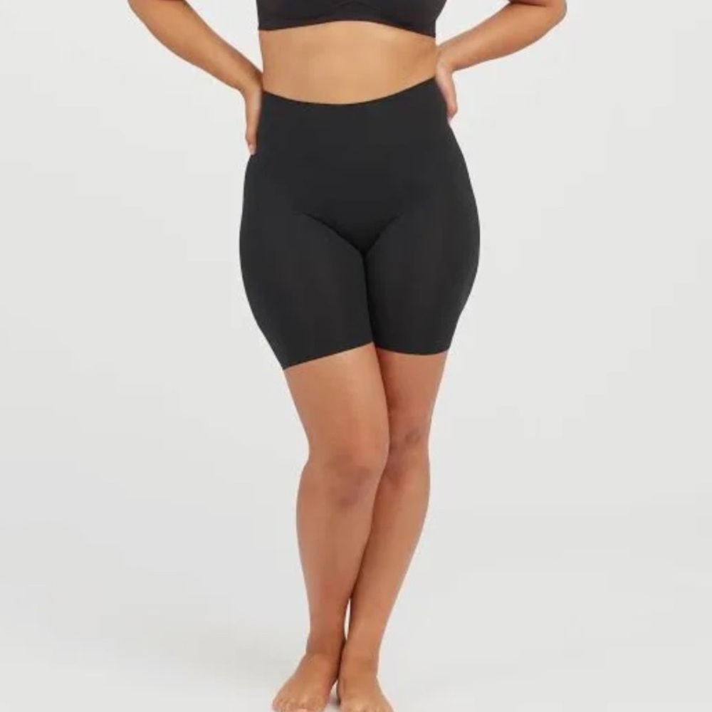 SPANX Power Panties Shorts - Size B in Black